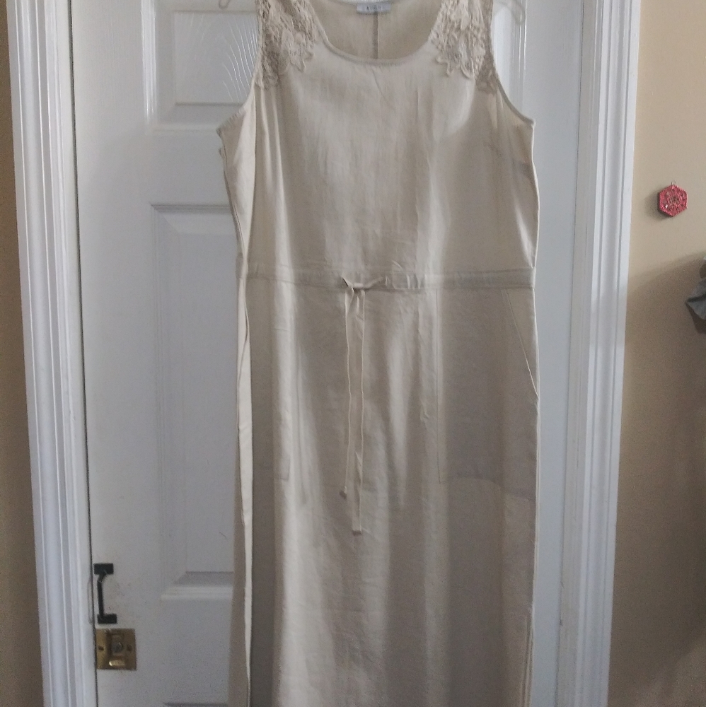 NWOT Avon Dress